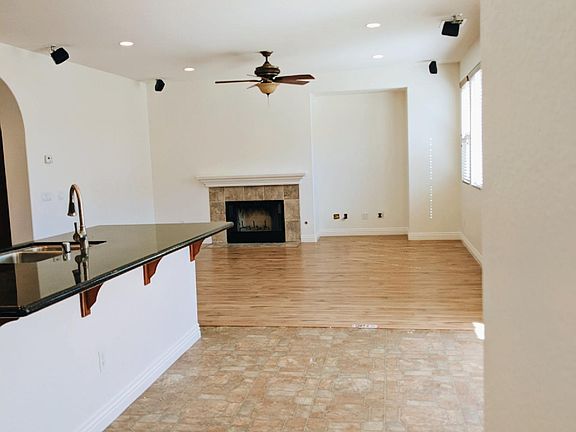 4th image of 2862 Hartley Pkwy