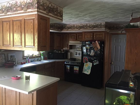 3rd image of 344 N Ireland Blvd