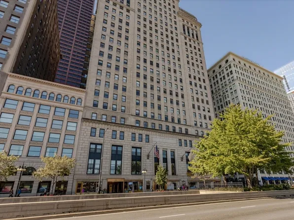 310 S Michigan Ave #1206, Chicago, IL 60604