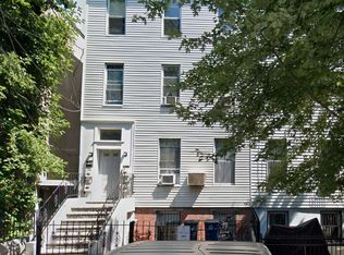 218 1st St, Jersey City, NJ 07302