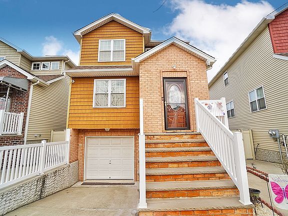 2nd image of 21 Bayonne Ct