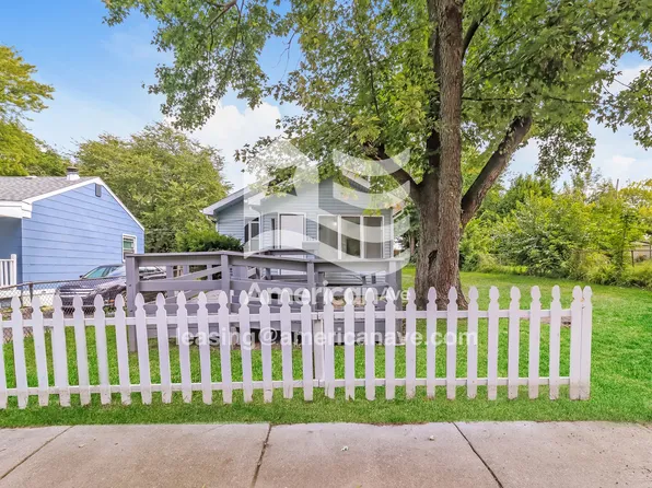 179 Russell St, Pontiac, MI 48342