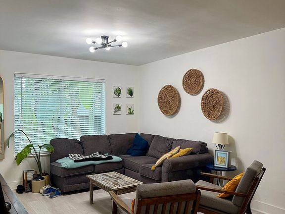 4th image of 1198 Marseille Dr APT 4