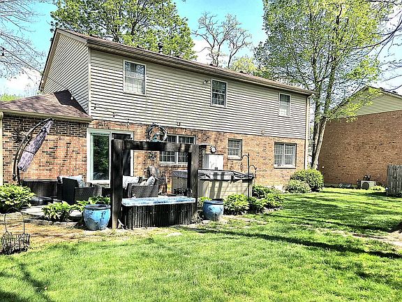 4th image of 162 Ryan Dr