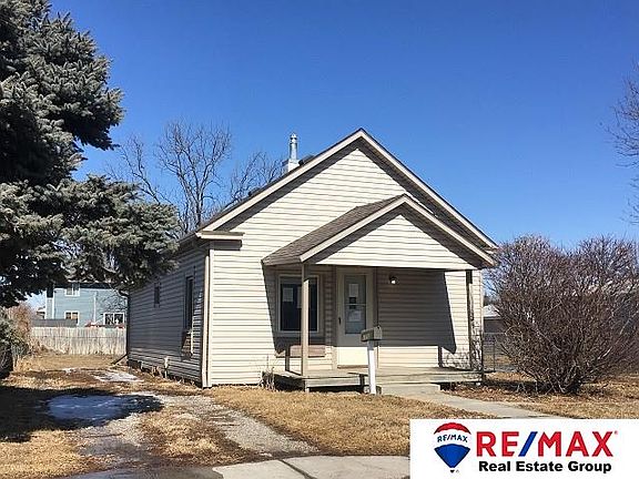 2nd image of 1710 Avenue E