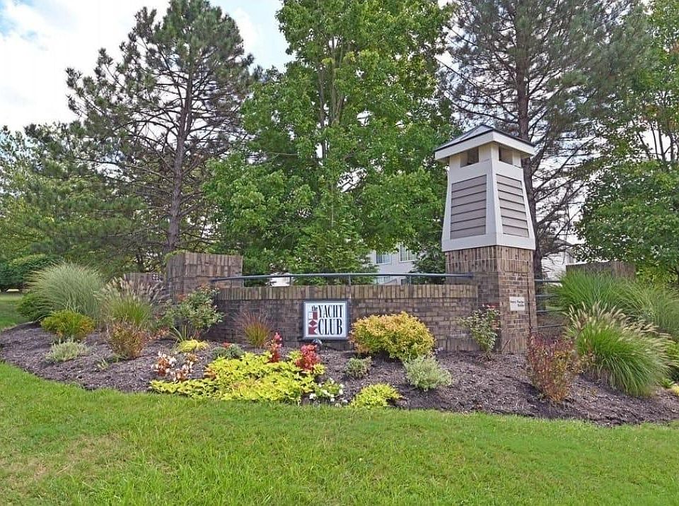 1st image of 9810 Regatta Dr Unit 305