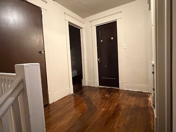 5th image of 129 W Northrup Pl
