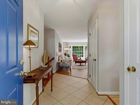 2nd image of 6424 Alloway Ct