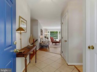 6424 Alloway Ct, Springfield, VA 22152