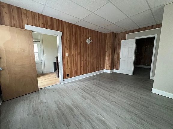 5th image of 105 S College Ave APT C