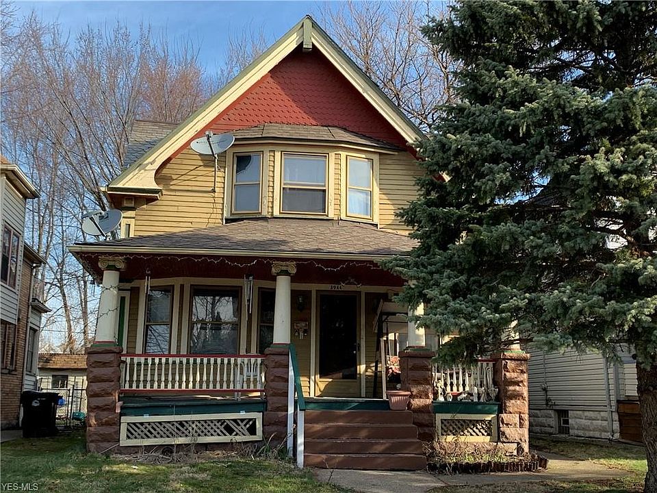 1st image of 3944 Carlyle Ave