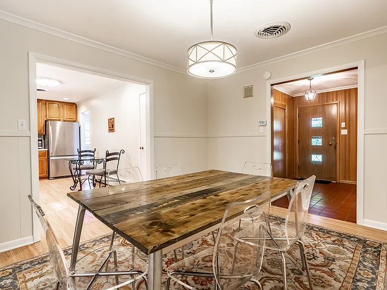8071 Allisonville Rd — Photo 10