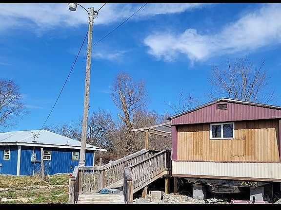 3rd image of 119 Floyd Padgett Ln