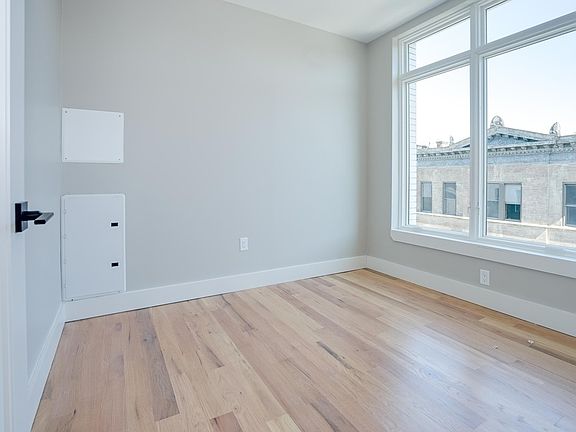 4th image of 12 Jefferson St #4A