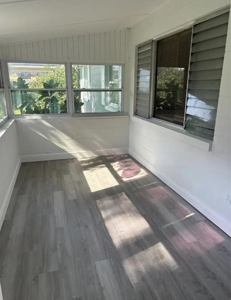 Building Photo - 830 Wooden Blvd
