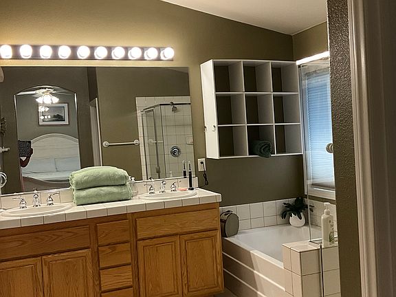 3rd image of 295 Barletta Ave #1