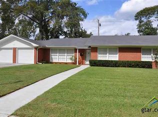 812 Circle Dr, Jacksonville, TX 75766