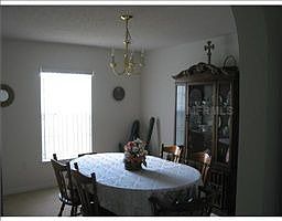 3rd image of 1807 Farris Dr