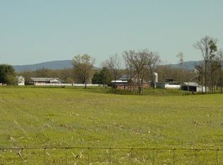 426 Race Track Rd, Edinburg, VA 22824