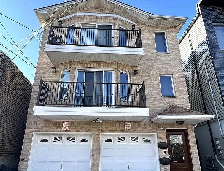 25 Wallis Ave #2 — Photo 1