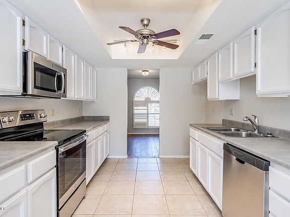 2nd image of 317 E Carol Ann Way