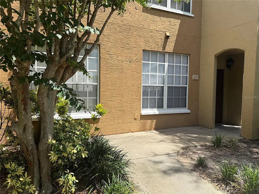 1 bed, 1.0 bath, 499 sqft, $1,450 — Photo 2