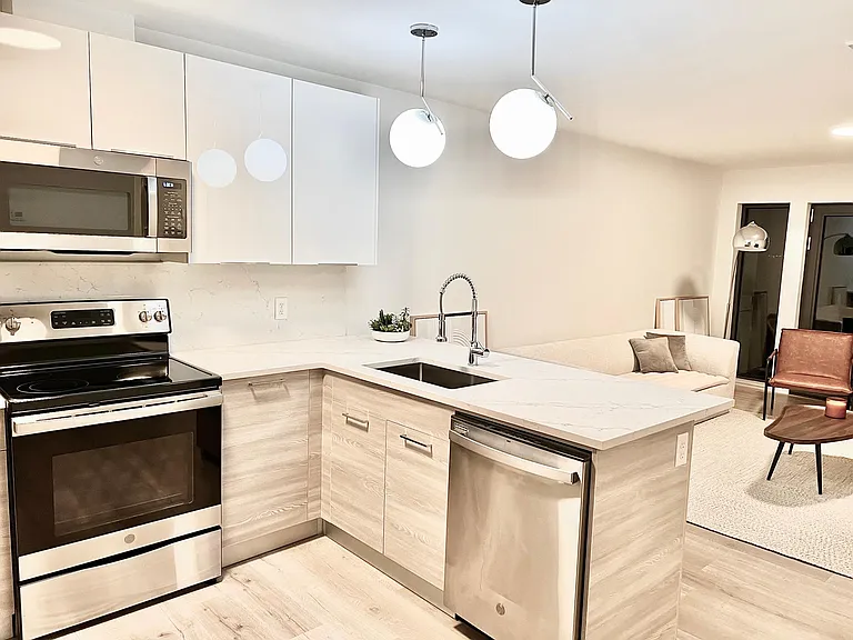 151 Granite St — Photo 6