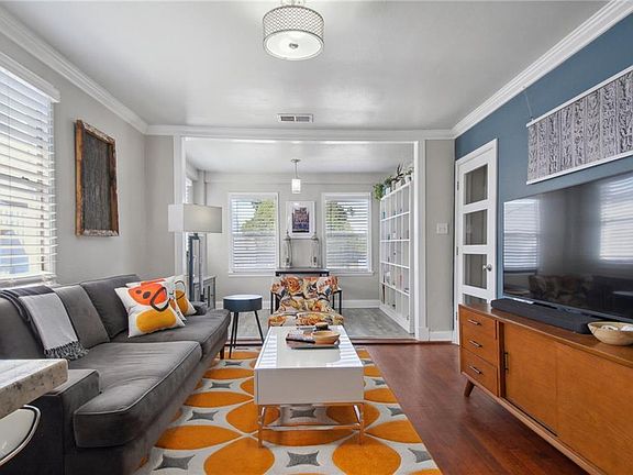 5th image of 2218-20 Lafreniere St