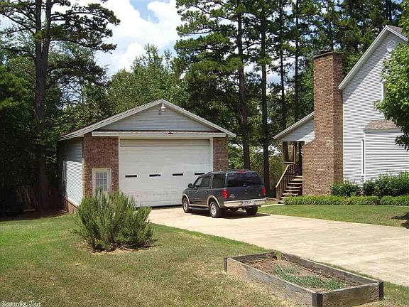 5th image of 2514 Lakewood Dr