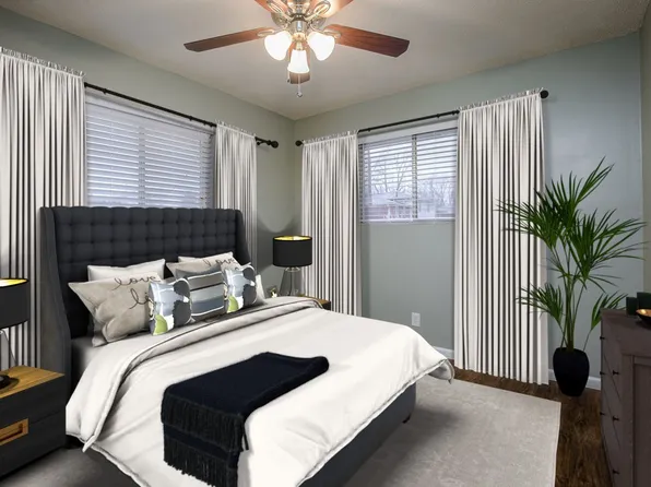 510 NE Corder St APT A, Lees Summit, MO 64063