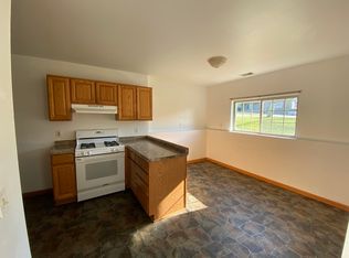 1236 Jack Pine Dr, Kalamazoo, MI 49006