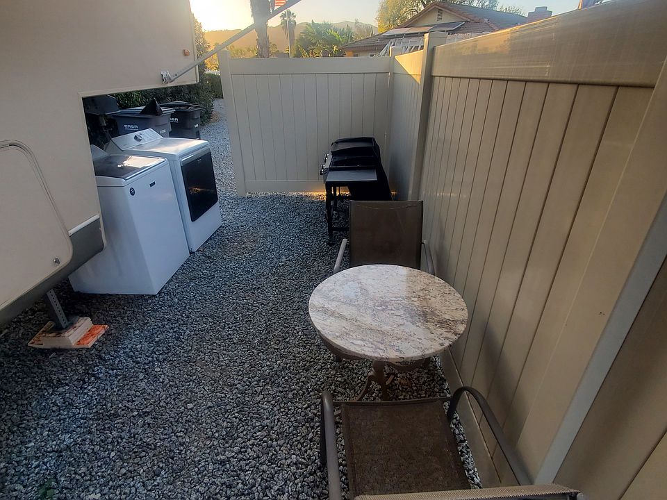 patio bistro table and bbq/grill