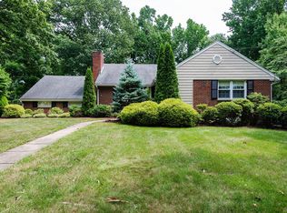 2042 Brookside Dr, Scotch Plains, NJ 07076