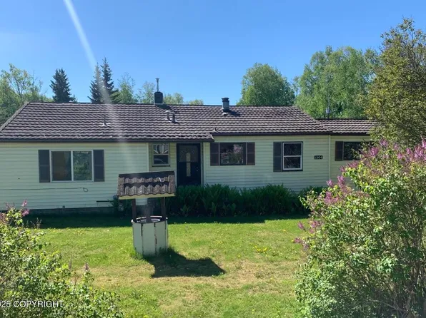 1304 W 45th Ave, Anchorage, AK 99503