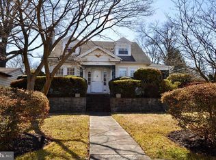 601 E Manoa Rd, Havertown, PA 19083