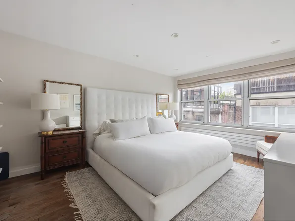 109 Greene Street image 12 of 17