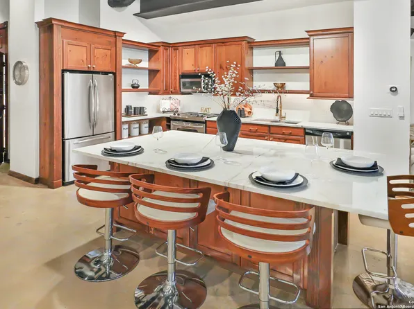 214 E TRAVIS ST #203, San Antonio, TX 78205