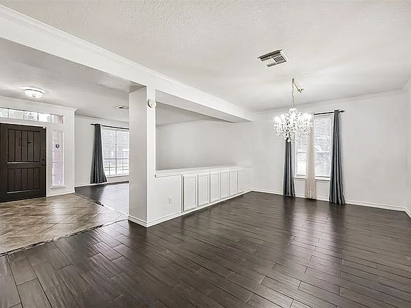 4th image of 20606 Valley Wells Dr