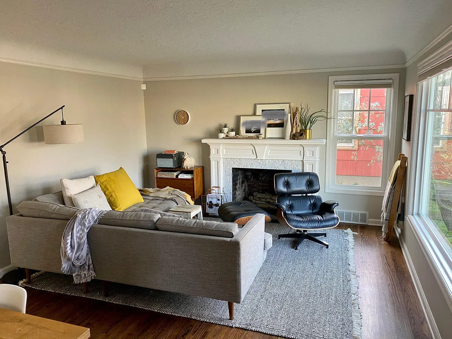 3 bed, 1342 sqft, $3,000 — Photo 4