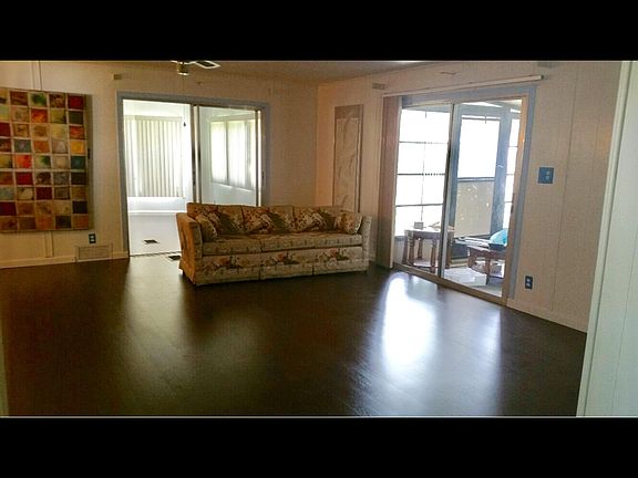 3rd image of 2905 Bay Oaks Dr