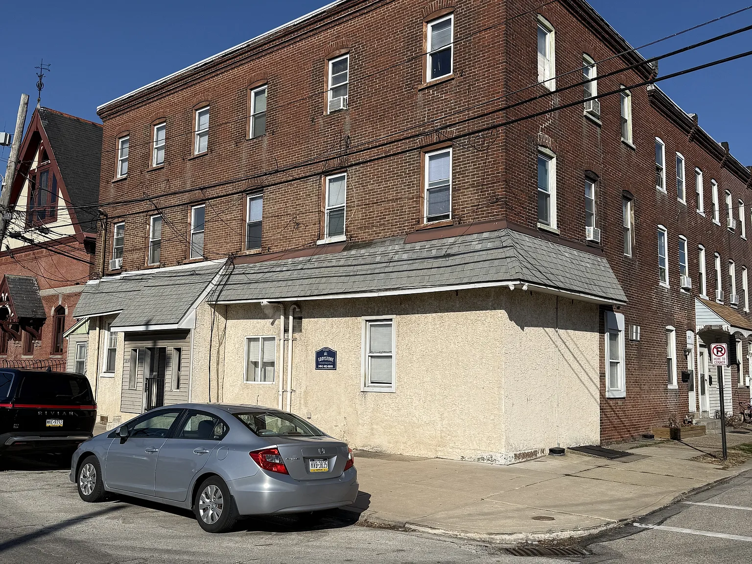 1214 East 2nd Street - 3 — Photo 2