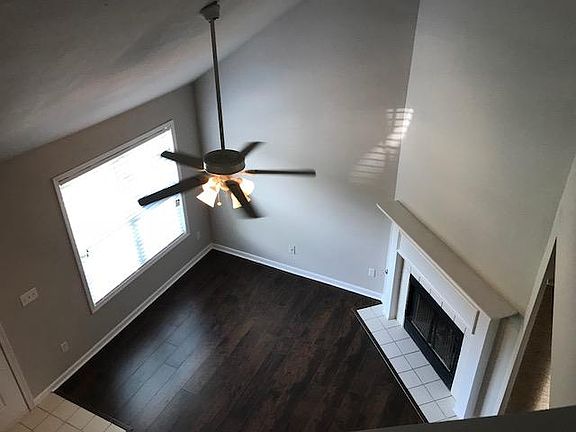 3rd image of 132 Grove Park Ln
