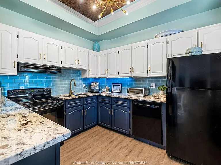 274 Crawford Ave — Photo 11