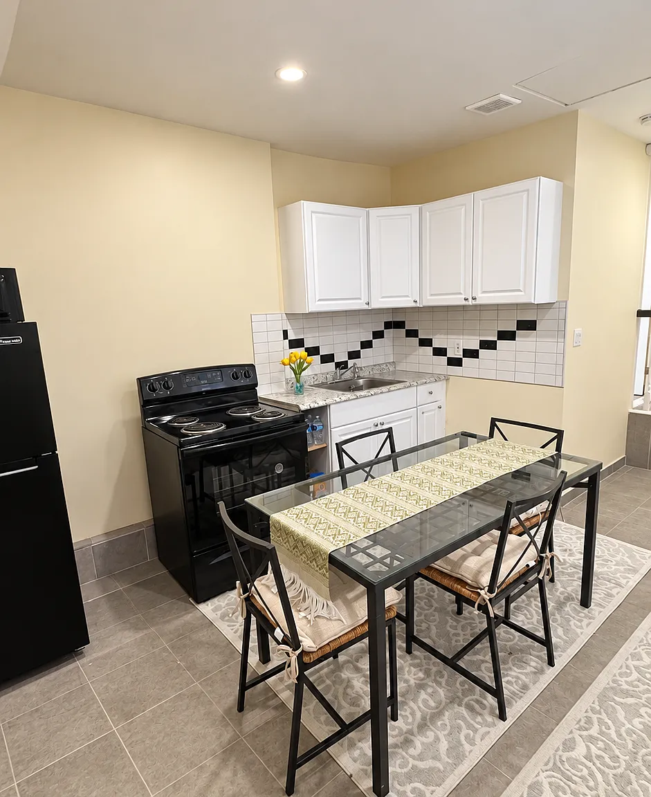 1 bed, $1,700 — Photo 1