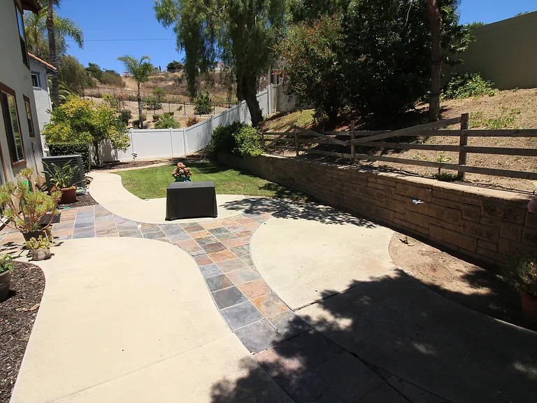 260 Manzanilla Way — Photo 7