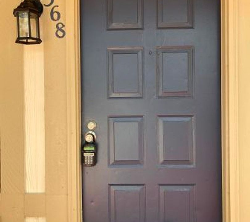 1st image of 368 S Chaucer Ln