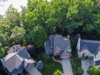 414 Roundview Dr, Rochester, MI, 48307
