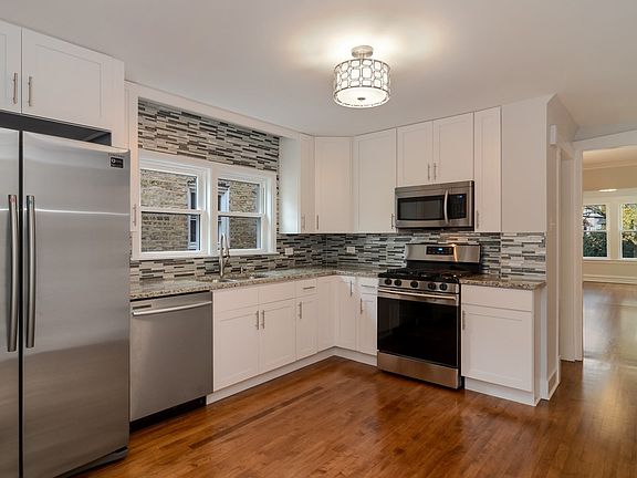 4th image of 5243 N Ludlam Ave