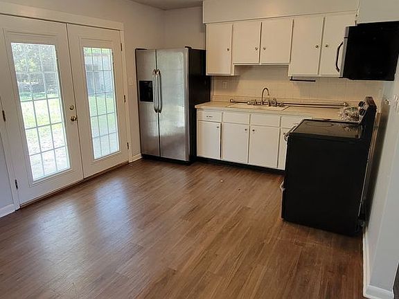 5th image of 22425 SE 62nd Ave