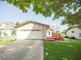 417 S Sample St, Algona, IA 50511